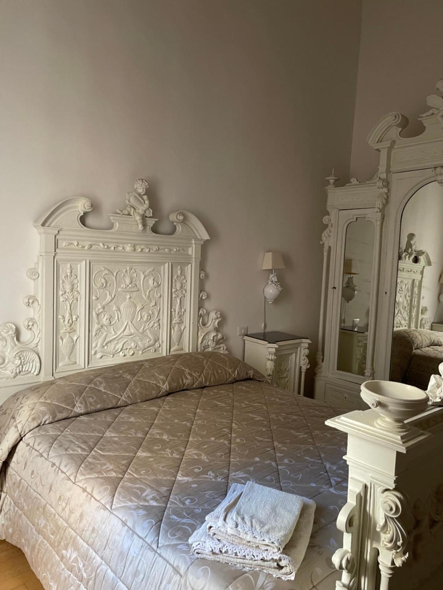 Palazzo Siena De Facendis Bed & Breakfast บิตอนโต ภายนอก รูปภาพ